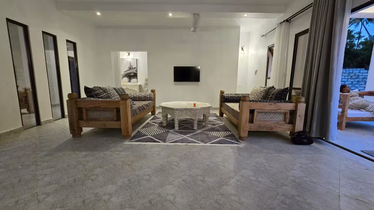 Open Plan Living & Dining